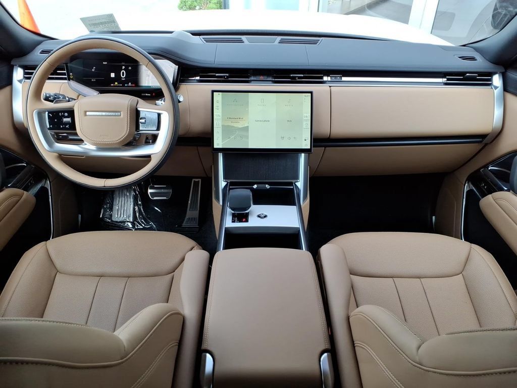 New 2026 Land Rover Range Rover SE AWD/4WD image 9