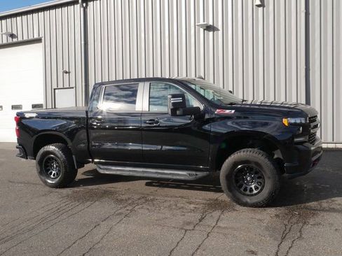 Used 2020 Chevrolet Silverado 1500 LT Trail Boss image 8