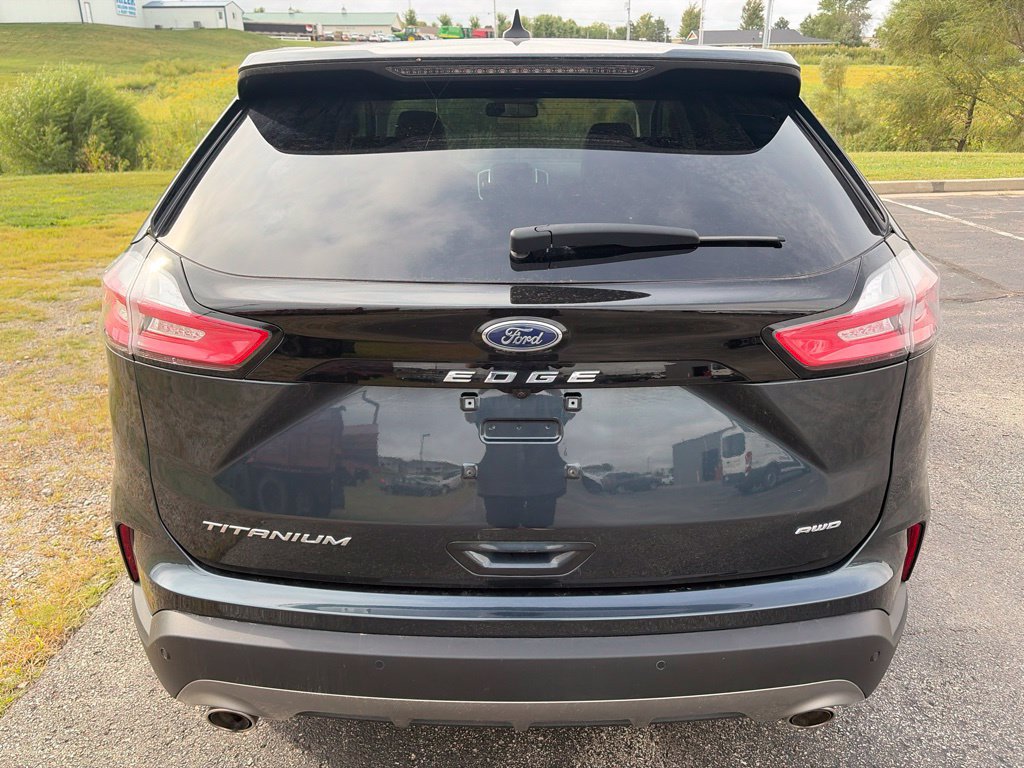Certified 2024 Ford Edge Titanium w/ Equipment Group 301A AWD/4WD image 5
