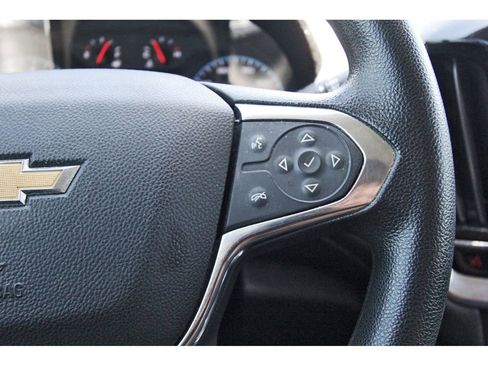 Used 2019 Chevrolet Traverse LS FWD image 17