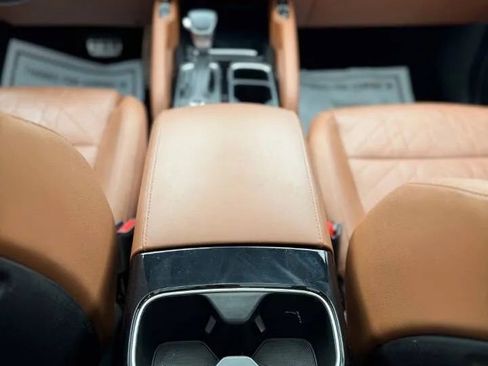 Used 2024 Kia Telluride SX X-Pro AWD/4WD image 19