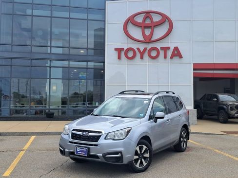 Used 2017 Subaru Forester 2.5i Premium w/ All-Weather Package AWD/4WD image 1