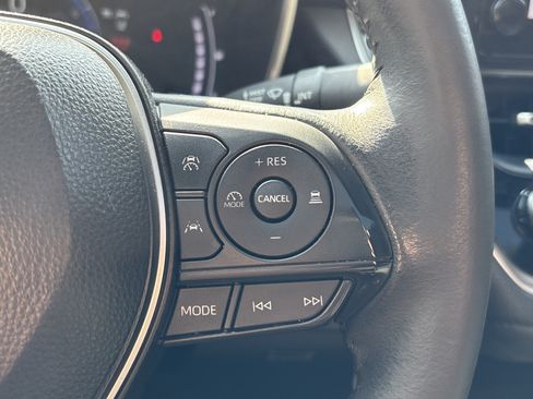 Used 2024 Toyota Corolla XSE FWD image 19