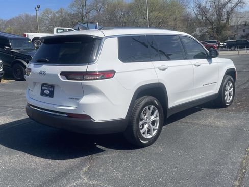 Used 2022 Jeep Grand Cherokee L Limited w/ Trailer Tow Group (B) image 3