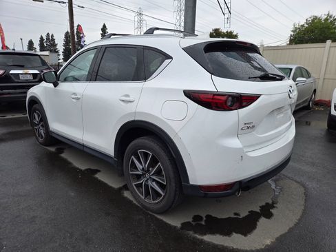 Used 2018 MAZDA CX-5 Grand Touring w/ Premium Package FWD image 2