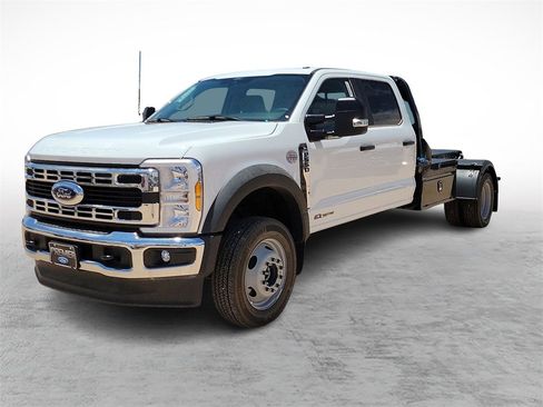 New 2024 Ford F550 4x4 Crew Cab Super Duty w/ XL Chrome Package image 5