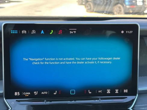 New 2025 Volkswagen Tiguan SE R-Line image 17