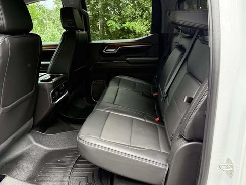 Certified 2023 GMC Sierra 1500 Denali w/ Technology Package AWD/4WD image 12