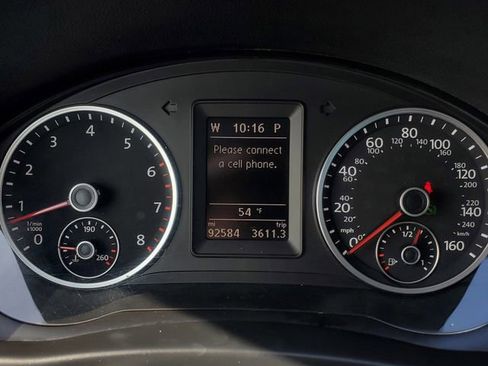 Used 2017 Volkswagen Tiguan Wolfsburg Edition image 11