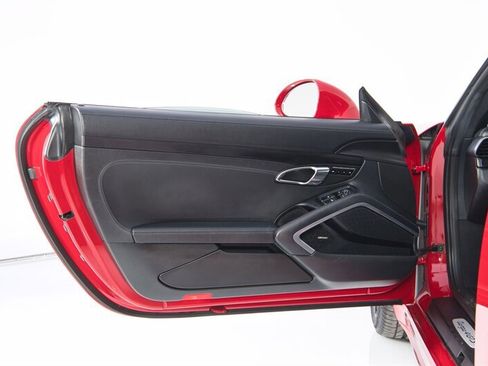 Used 2016 Porsche 911 Targa 4 GTS image 24