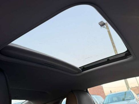 Used 2018 Chevrolet Camaro LT image 23