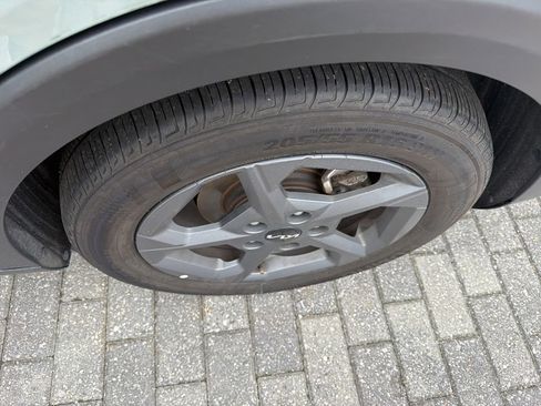 Used 2025 Kia K4 LXS image 4