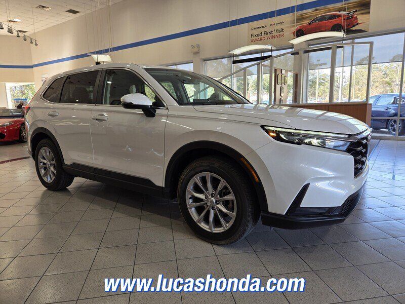Used 2023 Honda CR-V EX image 3