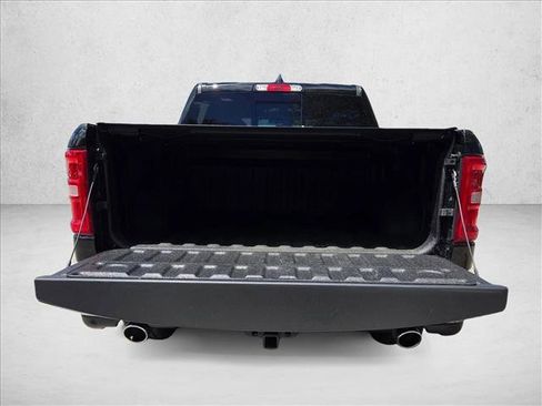 Used 2025 RAM 1500 Laramie AWD/4WD image 6