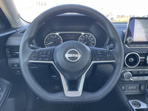 Certified 2024 Nissan Sentra SV image 7