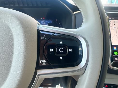 Used 2025 Volvo XC90 B5 Core w/ Climate Package AWD/4WD image 14