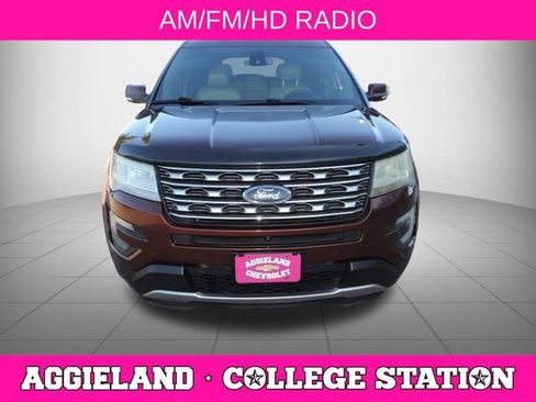 Used 2016 Ford Explorer Limited w/ Equipment Group 301A AWD/4WD image 9