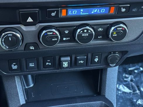 Certified 2023 Toyota Tacoma TRD Sport w/ TRD Premium Sport Package AWD/4WD image 19