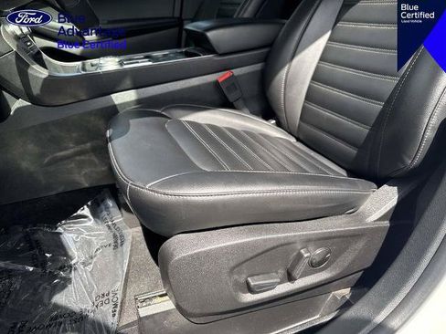 Certified 2024 Ford Edge SEL w/ Convenience Package AWD/4WD image 19