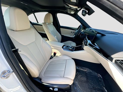 Used 2023 BMW 330i Sedan image 32