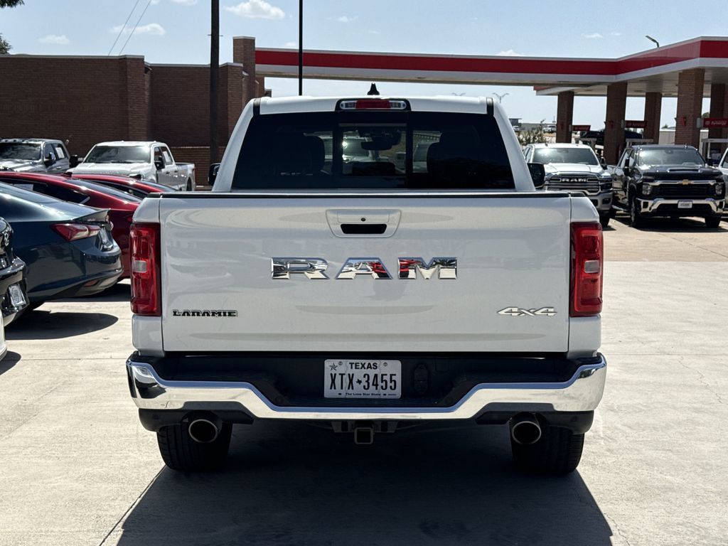 Used 2026 RAM 1500 Laramie AWD/4WD image 5