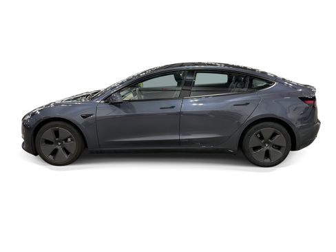 Certified 2023 Tesla Model 3 Standard Range RWD image 3