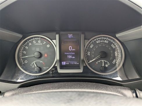 Used 2016 Toyota Tacoma SR5 image 27