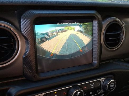 Used 2023 Jeep Wrangler Unlimited Sport AWD/4WD image 18