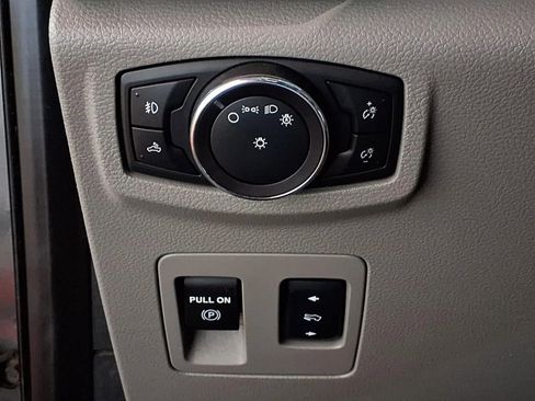 Used 2018 Ford F150 XLT w/ Equipment Group 301A Mid AWD/4WD image 18