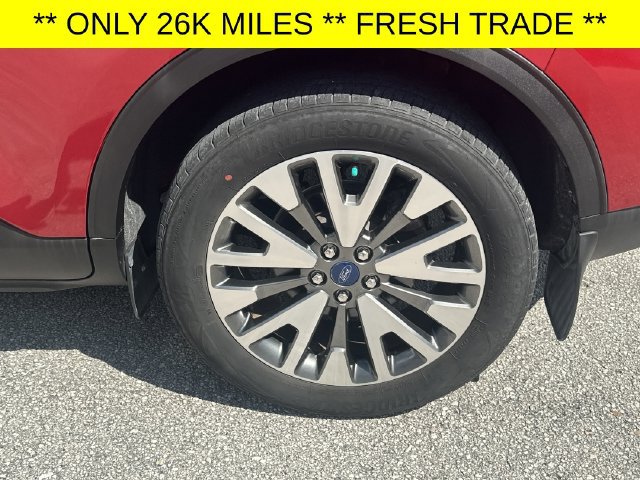 Used 2022 Ford Escape Titanium w/ Class II Trailer Tow Package AWD/4WD image 13