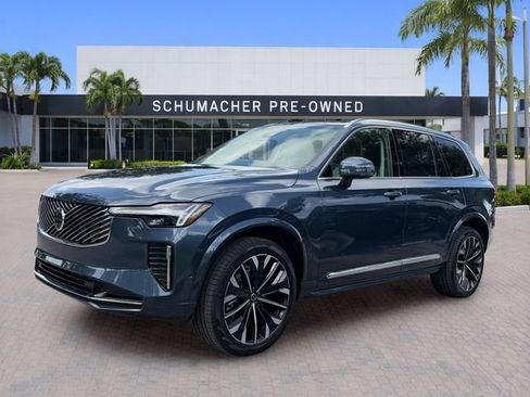Used 2026 Volvo XC90 B6 Ultra w/ Protection Package AWD/4WD image 3