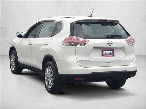 Used 2015 Nissan Rogue S FWD image 8