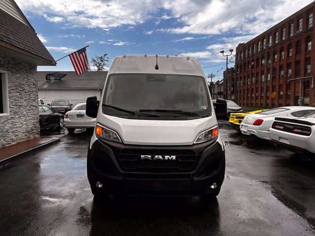 Used 2025 RAM ProMaster 2500 w/ Convenience Group FWD image 2