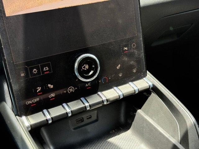 Used 2026 GMC Terrain Elevation FWD image 31