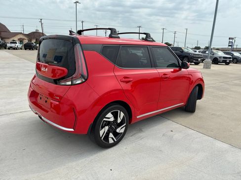 Used 2025 Kia Soul GT-Line FWD image 3
