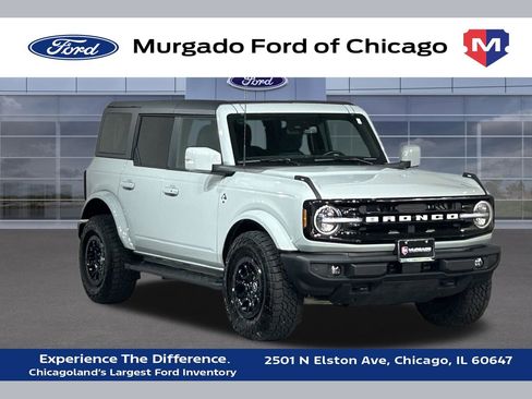 Used 2022 Ford Bronco Outer Banks AWD/4WD image 1