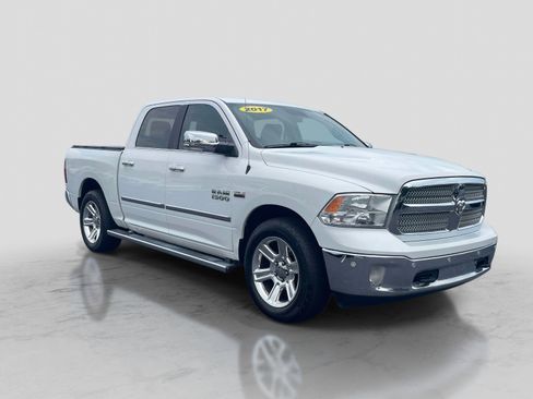 Used 2017 RAM 1500 Lone Star RWD image 1