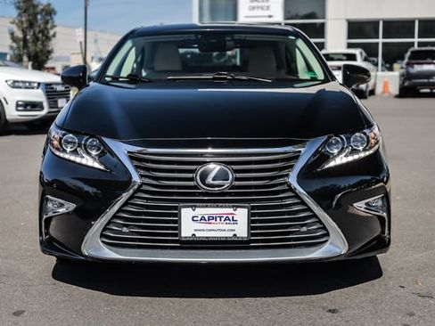 Used 2018 Lexus ES 350 w/ Luxury Package w/Wood Trim FWD image 6