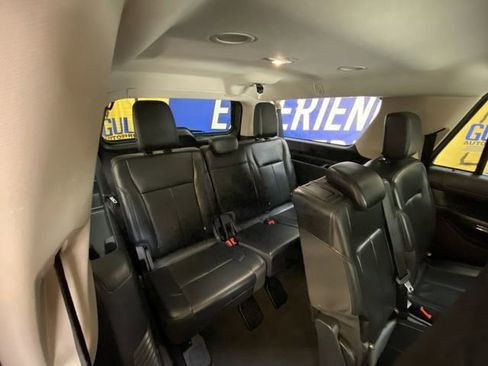 Used 2024 Ford Expedition Max XLT image 30