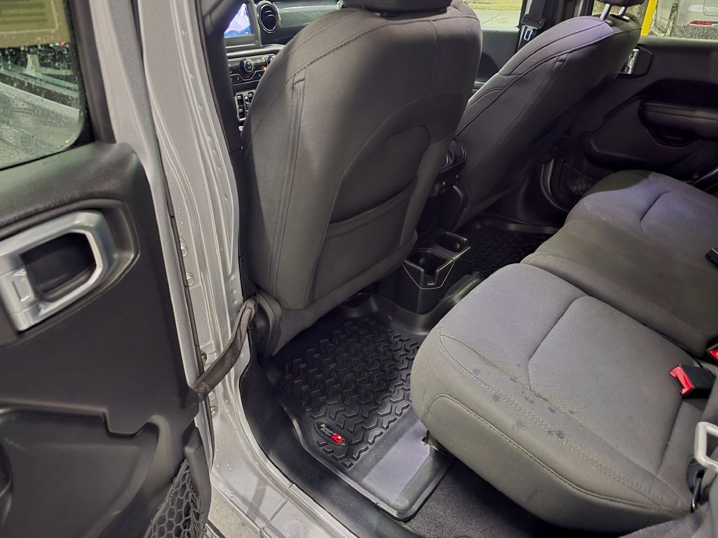 Used 2020 Jeep Wrangler Unlimited Sport AWD/4WD image 30