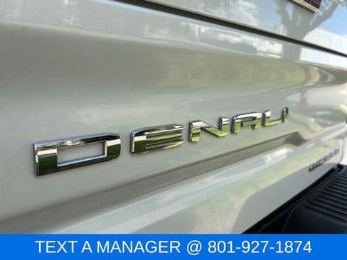 Used 2025 GMC Sierra 1500 Denali AWD/4WD image 8