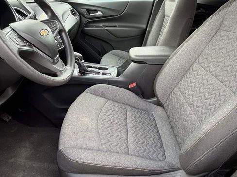 Used 2022 Chevrolet Equinox LT FWD image 18
