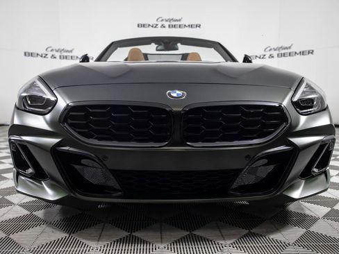 Used 2025 BMW Z4 M40i w/ Edition image 5