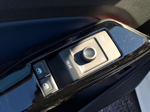 New 2026 Volkswagen ID.4 Pro S image 11