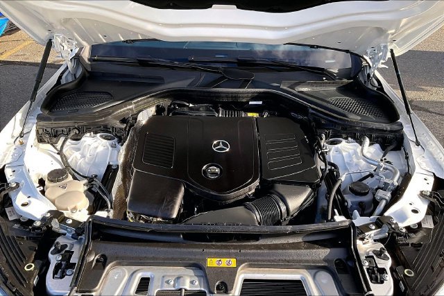 Used 2026 Mercedes-Benz GLC 300 4MATIC image 26