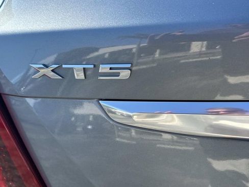 Certified 2023 Cadillac XT5 Luxury image 9