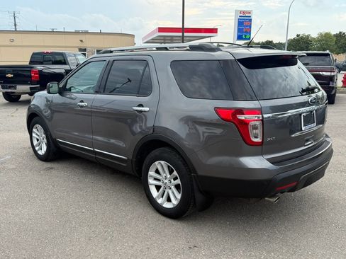 Used 2014 Ford Explorer XLT w/ Equipment Group 202A AWD/4WD image 3