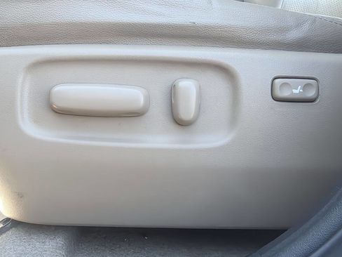 Used 2010 Toyota RAV4 Limited image 21