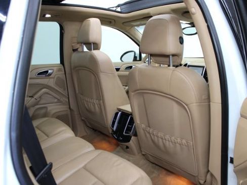 Used 2013 Porsche Cayenne AWD/4WD image 26