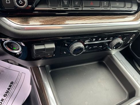 New 2026 Chevrolet Silverado 3500 LT w/ Convenience Package image 16